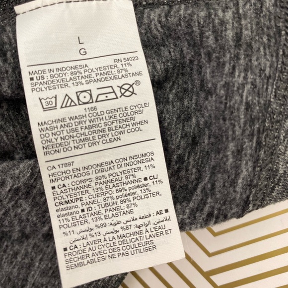 Old navy Cozecore crop top - Picture 9 of 9